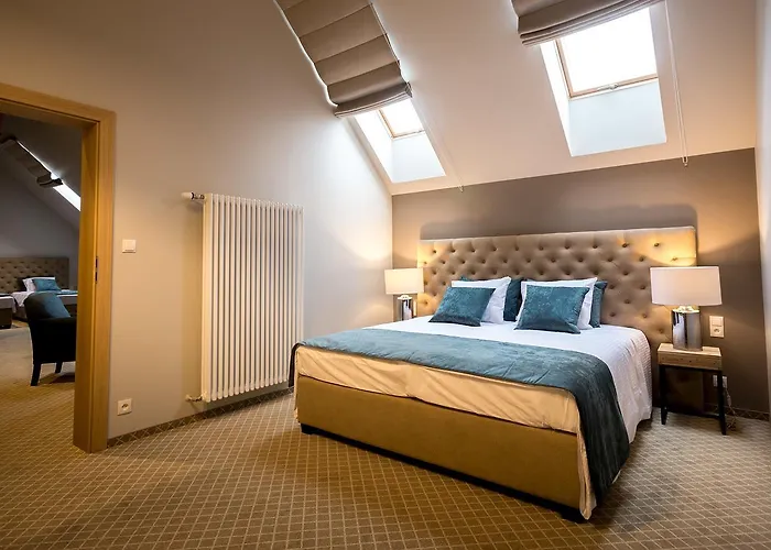 Ostoja 度假村 Chobienice